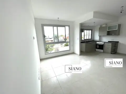 Sargento Cabral 600, Piso 2