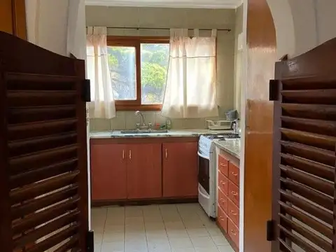 Casa en Alquiler Temporal con 2 cocheras