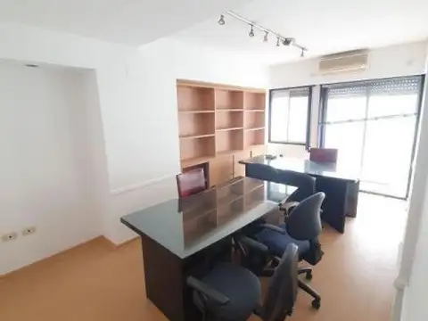 Oficina en Venta 40 años