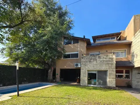 GRAN RESIDENCIA EN ZONA PLATE - JARDIN Y PISCINA