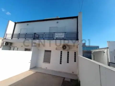 Venta duplex en  Barrio Los Arces, Rafaela