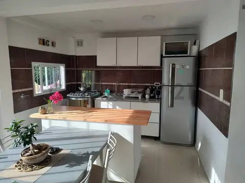 Casa en Venta en Manuel B Gonnet, USD 155.000