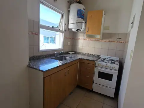 Departamento en Alquiler en Moron Sur, $ 450.000