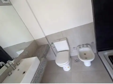 Departamento en Venta en Fisherton, USD 154.000