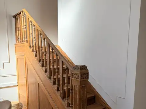 Casa 9 ambientes con 4 baños