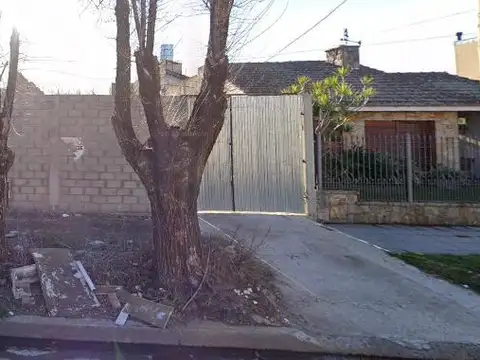 Juan B Justo al 2600