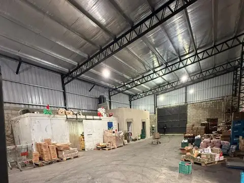 Galpon en Venta 12  mts Frente