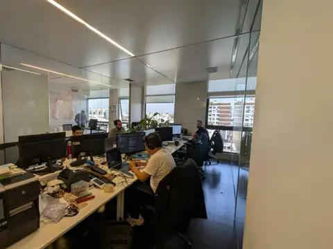 Oficina Monoambiente con 3 baños