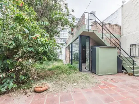 Casa 7 ambientes con 5 baños