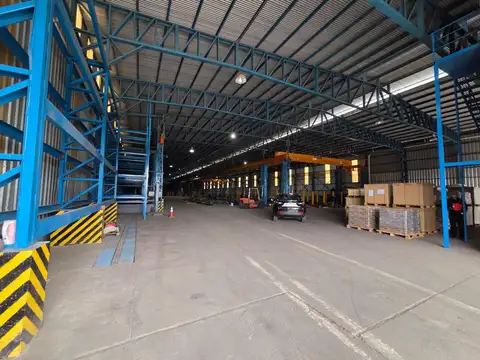 Galpon en Alquiler 34  mts Frente