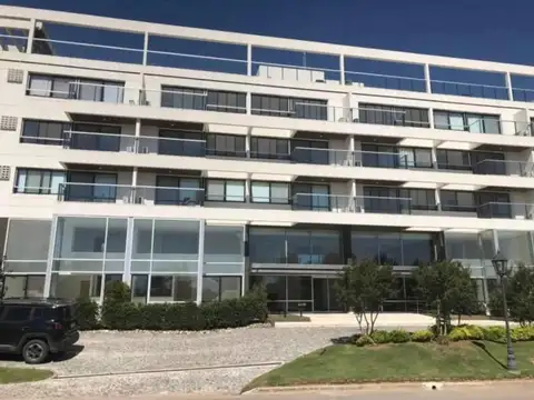 Excelente Monoambiente Divisible Pilar Hilton Vista Al Golf Edificio Doral