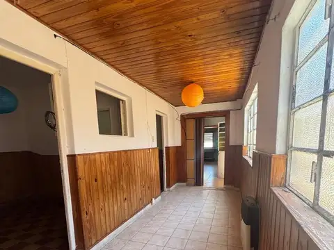 Pedro Ferre  al 2300 - Interno, NO PH