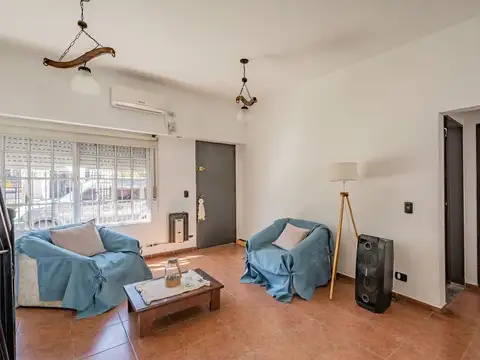 Depto Tipo Casa en Venta en Tablada, USD 68.000