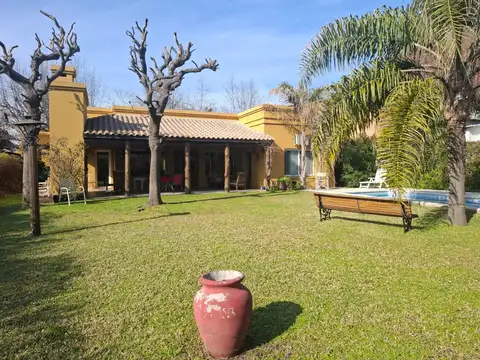 Casa en Venta en Villa Olivos, USD 299.000