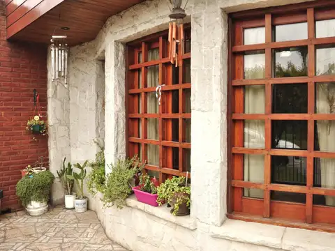 Casa en Venta en Barrio 9 De Julio, USD 185.000