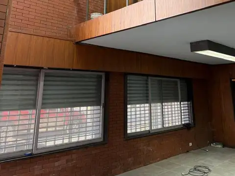 Galpon en Alquiler 17  mts Frente