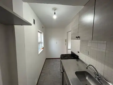 Departamento 4 ambientes con 1 baño