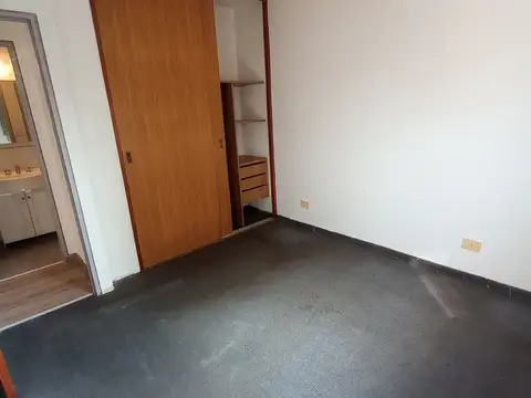 DEPARTAMENTO AL FRENTE