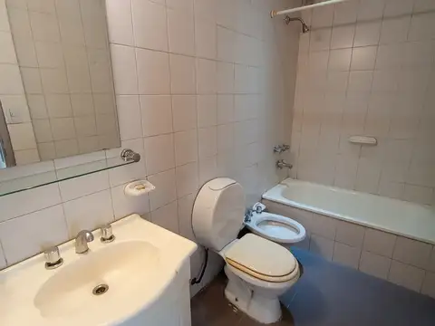 DEPARTAMENTO AL FRENTE