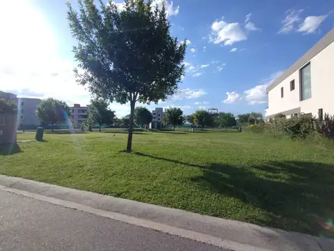 Venta de lote interno 672m2 orientacion norte - LAGOON PILAR