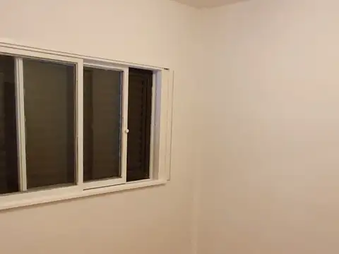 avenida Hipolito Yrigoyen 9100, Piso 10