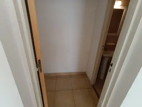 Local frente a la terminal de omnibus