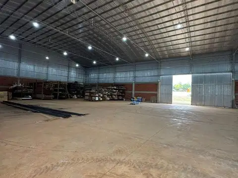 LCF A174 - GALPÓN EN ALQUILER - AV. JAURETCHE CASI ITUZAINGÓ