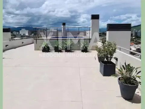 Departamento Dos Dormitorios En Venta Calle Mitre