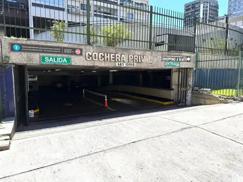 Cochera cubierta fija - seguridad 24 hs