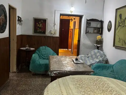 Se vende casa 4 bvs-B° San Martín- Reconquista