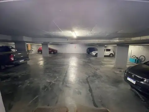 COCHERA EN VENTA EN LOMAS DE ZAMORA ZONA CENTRO