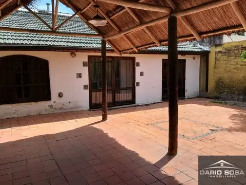 Casa 4 ambientes con 1 baño