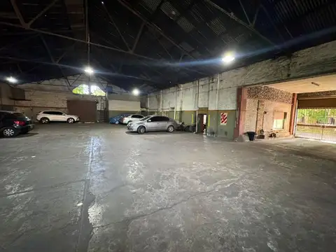 Depósito en Lomas De Zamora