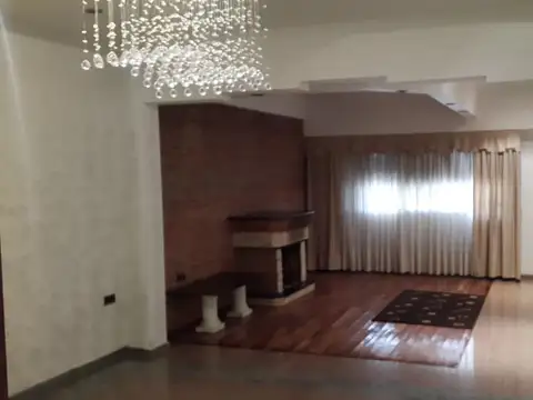 Salta esquina Thames