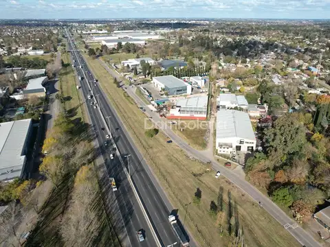 Colectora Sur Acceso Oeste 100
