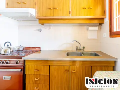 Casa 3 ambientes con 1 baño