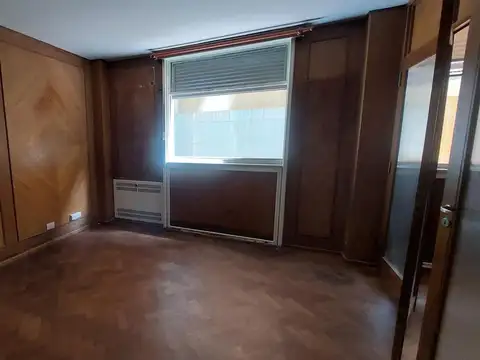 Oficina en Alquiler 40 años