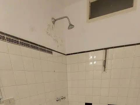 Oficina 3 ambientes con 1 baño