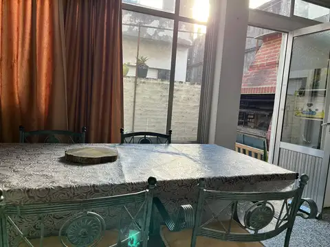 Depto Tipo Casa 3 ambientes con 1 baño