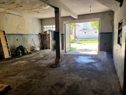 Galpon en Venta 8  mts Frente