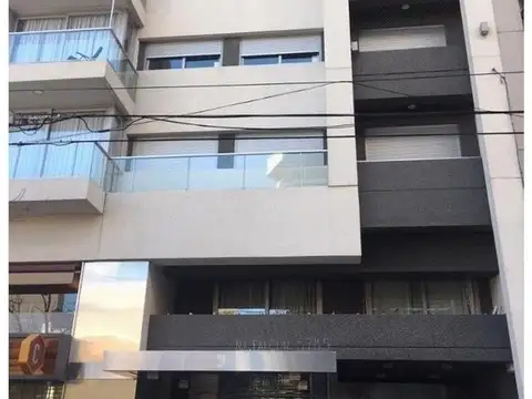 Av Cnel Ramon L. Falcon 5785 , Piso 3