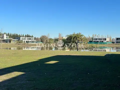 Terreno en Venta en San Nicolás, USD 245.000