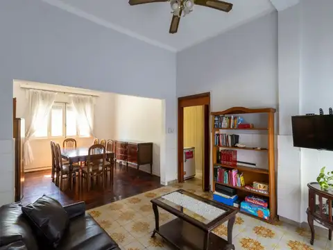 Depto Tipo Casa en Venta 51 años