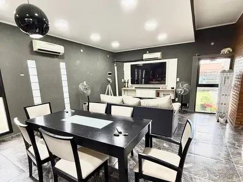 Casa en Venta al Este