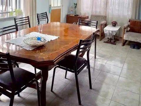 Casa en Venta en Azcuenaga, USD 110.000