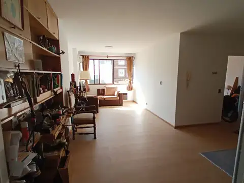 Regia Oficina,  o DEPARTAMENTO, en Torre Galeria JARDIN, a metros de calle Florida