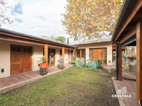 Casa 3 ambientes con 4 baños