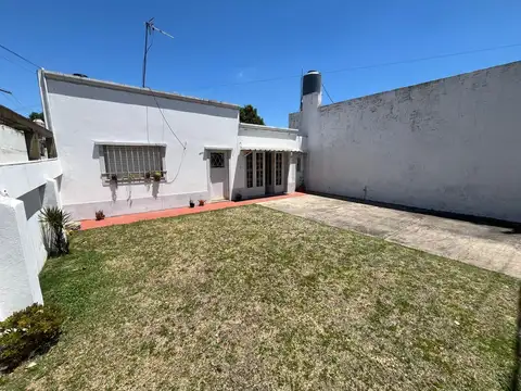 Calle 136 entre 69 y 70 al 1839