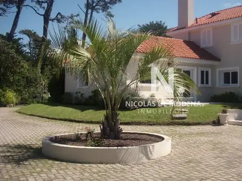 Casa en Venta en Golf, USD 3.618.000