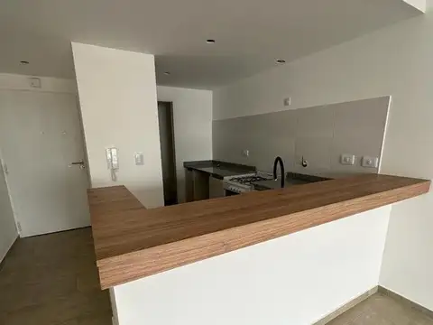 3 amb con balcón. Aceptaría permuta menor valor